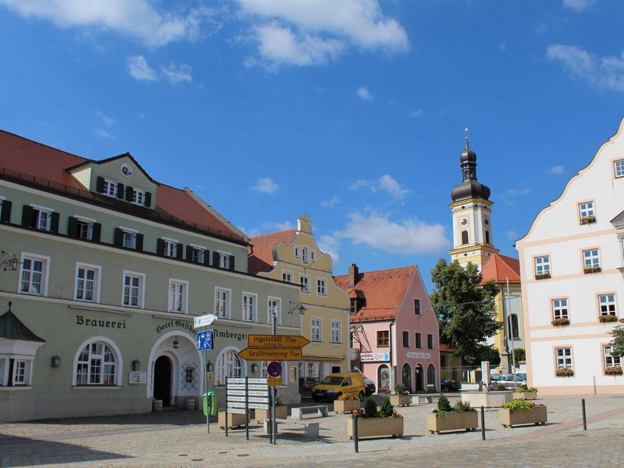 Hotel Brauereigasthof Amberger Kosching Buitenkant foto