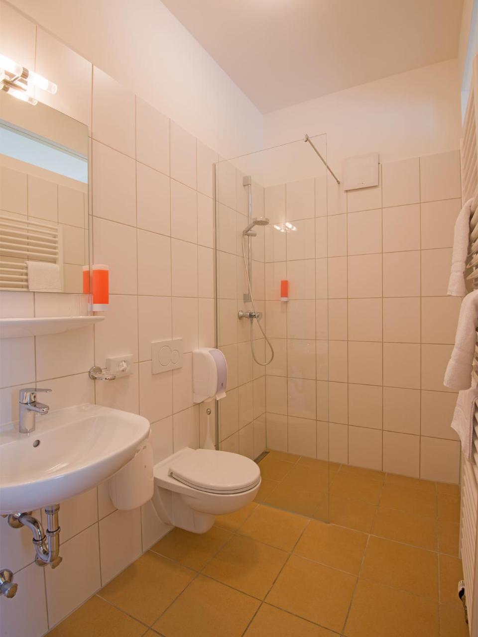 Hotel Brauereigasthof Amberger Kosching Buitenkant foto