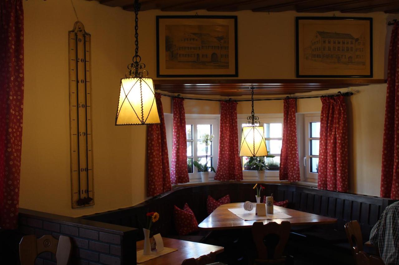 Hotel Brauereigasthof Amberger Kosching Buitenkant foto