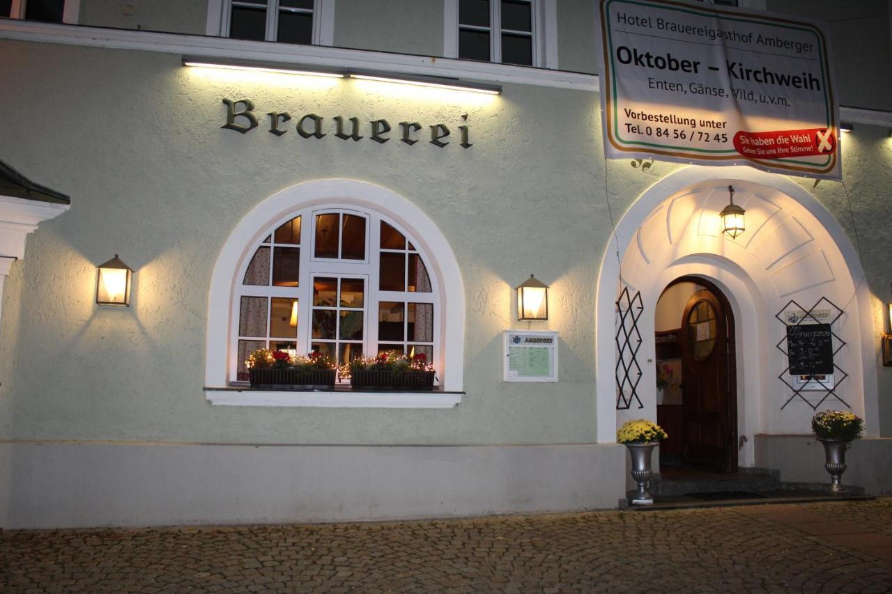 Hotel Brauereigasthof Amberger Kosching Buitenkant foto